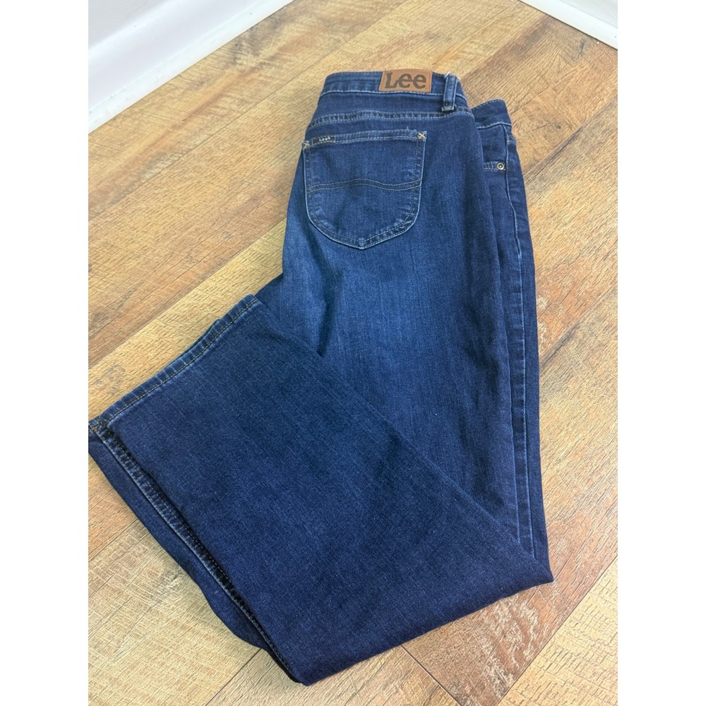 Lee Women's Straight Leg Dark Wash Denim Jeans Stretch Size 12 Short 10322077